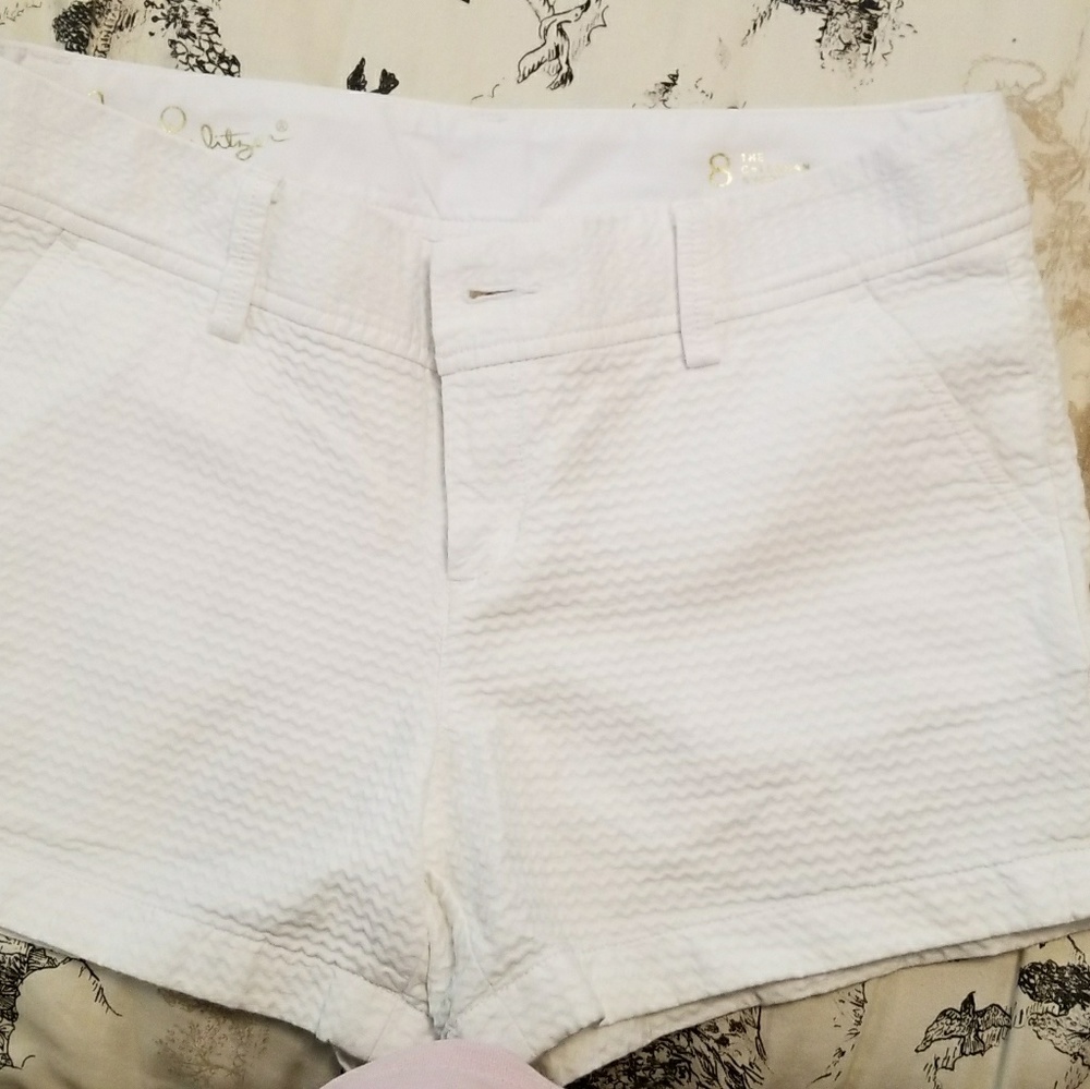 Shorts - Picture 2 of 3